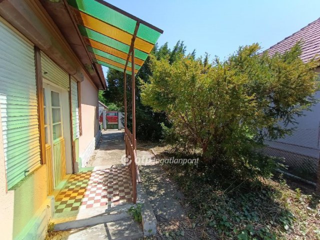 Eladó családi ház, Nagykátán 28.3 M Ft, 2+1 szobás