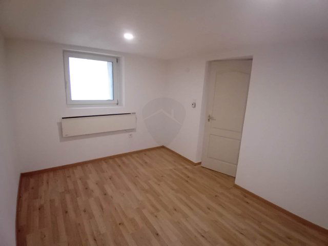 Eladó családi ház, Kálban 12 M Ft, 1 szobás