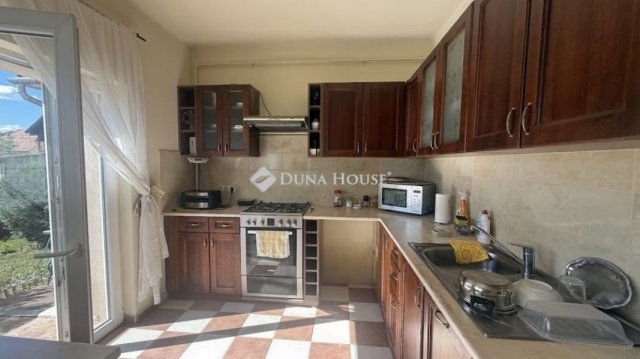 Eladó családi ház, Szombathelyen 79.9 M Ft, 3 szobás