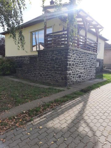 Eladó családi ház, Endrefalván 18 M Ft, 3 szobás