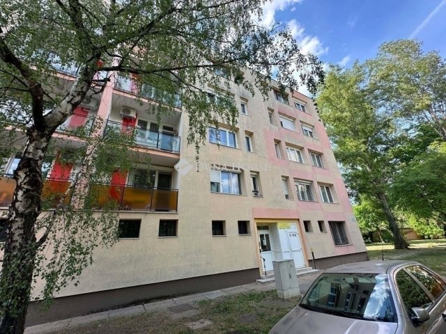 Eladó téglalakás, Budapesten, XVIII. kerületben 57 M Ft