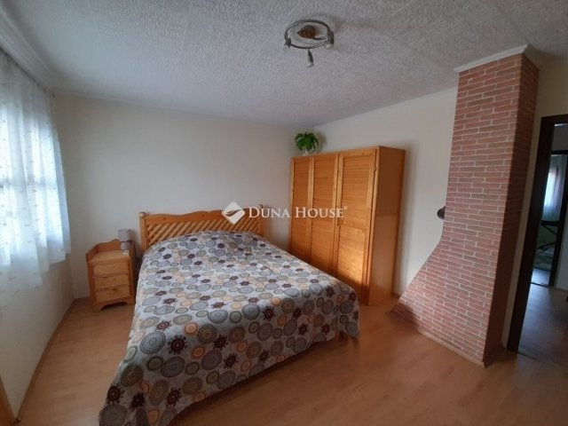 Eladó családi ház, Gödöllőn 119 M Ft, 5 szobás