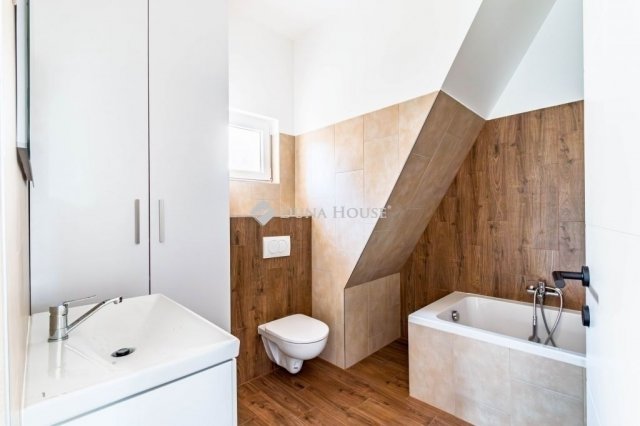 Eladó ikerház, Budapesten, XVIII. kerületben 94.5 M Ft, 3 szobás