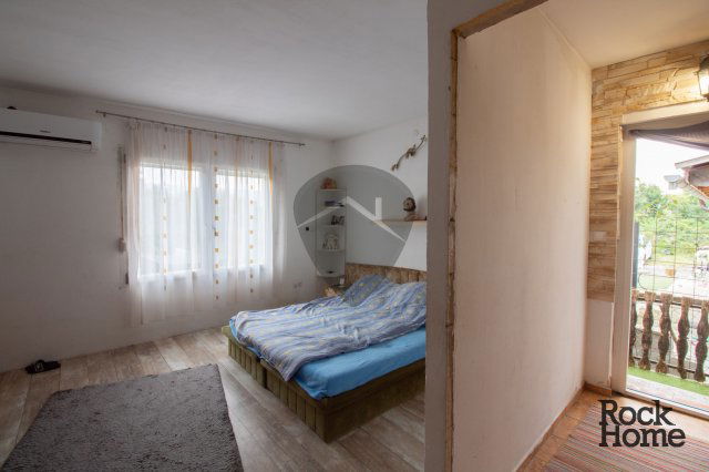 Eladó családi ház, Vértesszőlősön 17.9 M Ft, 2 szobás