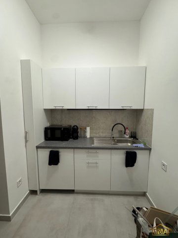 Kiadó téglalakás, albérlet, Budapesten, VI. kerületben