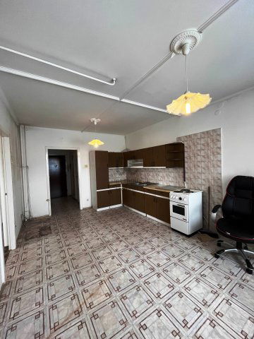 Eladó panellakás, Debrecenben 63.49 M Ft, 3 szobás