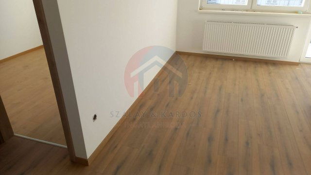 Eladó téglalakás, Nagycenken 41.9 M Ft, 2 szobás