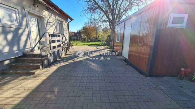 Eladó családi ház, Kartalon 73 M Ft, 3 szobás