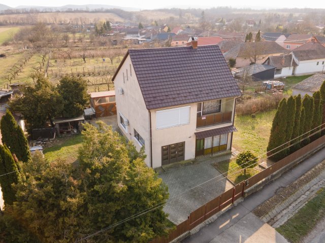 Eladó családi ház, Drégelypalánkon 48.9 M Ft, 5 szobás
