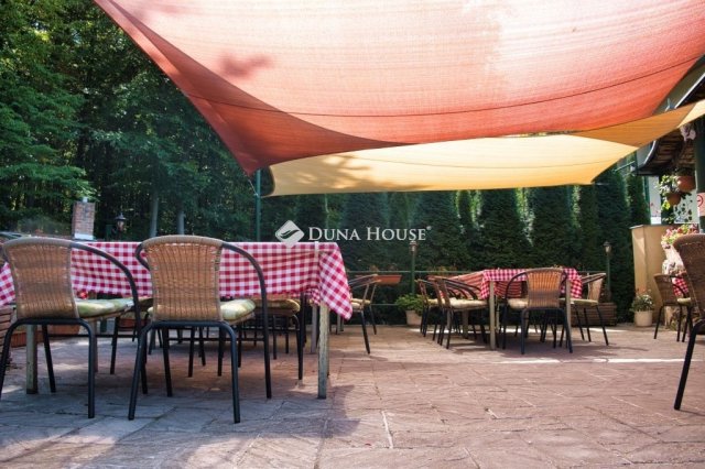 Eladó üzlethelyiség, Pécsett 139 M Ft / költözzbe.hu