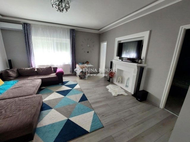 Eladó családi ház, Kecskeméten 81.5 M Ft, 4 szobás