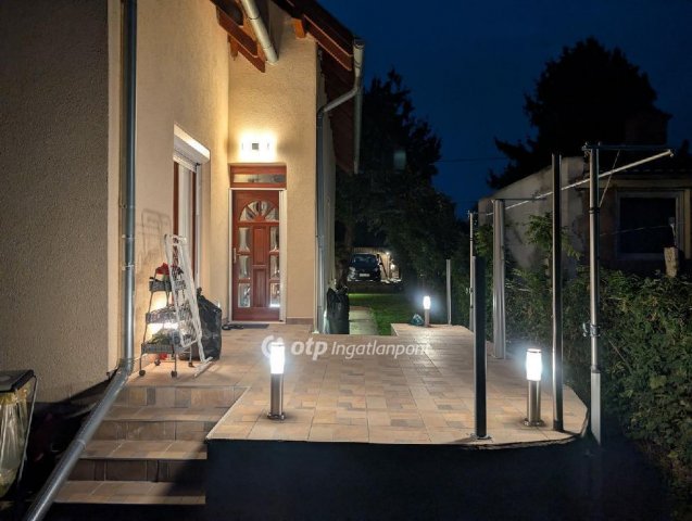 Eladó családi ház, Szigethalmon 119.9 M Ft, 4 szobás