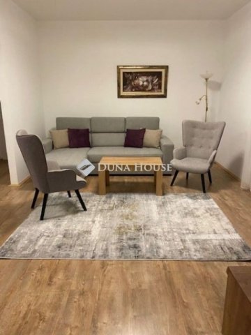 Eladó téglalakás, Debrecenben 108 M Ft, 4 szobás