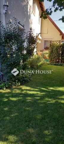 Eladó családi ház, Gödöllőn 102 M Ft, 4+1 szobás