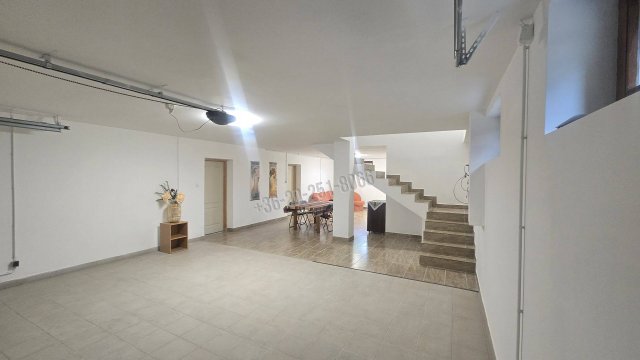 Kiadó iroda, Gödön 250 E Ft / hó, 1 szobás