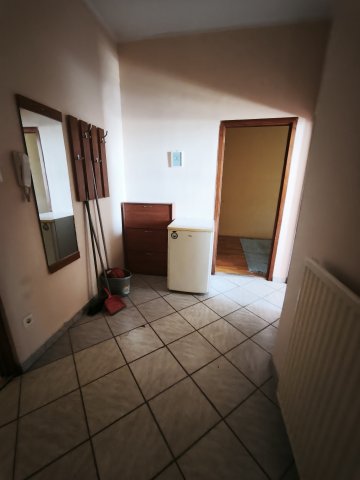 Eladó téglalakás, Győrött 33 M Ft, 2 szobás