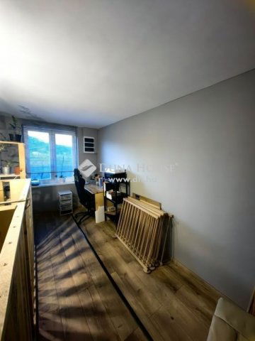 Eladó családi ház, Dobronhegyen 52 M Ft, 4 szobás