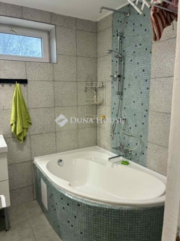 Eladó családi ház, Hásságyon 29.9 M Ft, 2 szobás