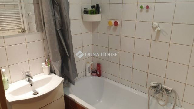 Eladó téglalakás, Budapesten, VIII. kerületben 86.9 M Ft