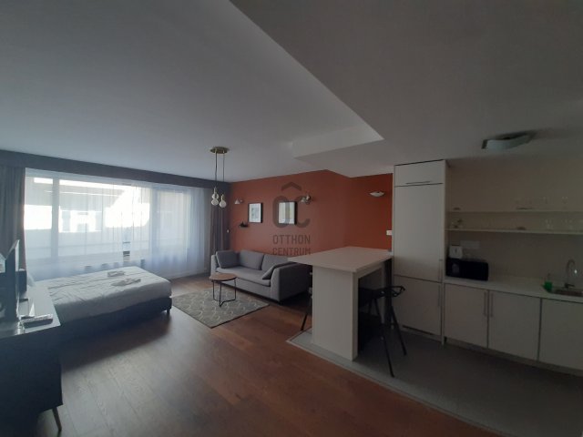 Kiadó téglalakás, albérlet, Budapesten, VI. kerületben