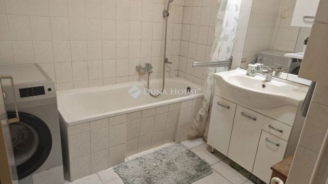 Eladó téglalakás, Budapesten, XVI. kerületben 84.5 M Ft