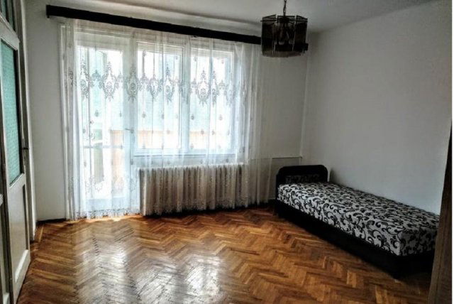 Kiadó téglalakás, albérlet, Debrecenben 200 E Ft / hó