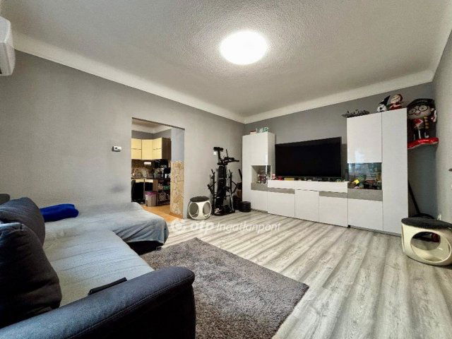 Eladó téglalakás, Nyíregyházán 37 M Ft, 2 szobás