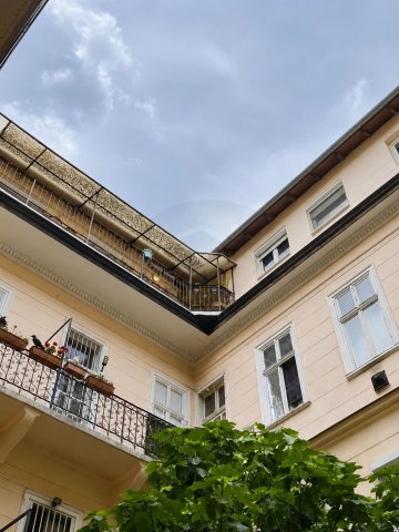 Eladó téglalakás, VII. kerületben, Wesselényi utcában