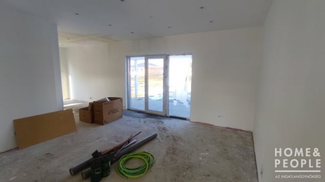 Eladó családi ház, Makón 45 M Ft, 3 szobás