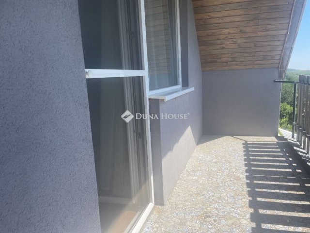 Eladó nyaraló, Báron 24.99 M Ft, 2 szobás / költözzbe.hu