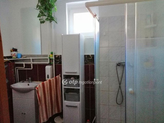 Eladó családi ház, Felsőszentmártonon 26.9 M Ft, 2+1 szobás