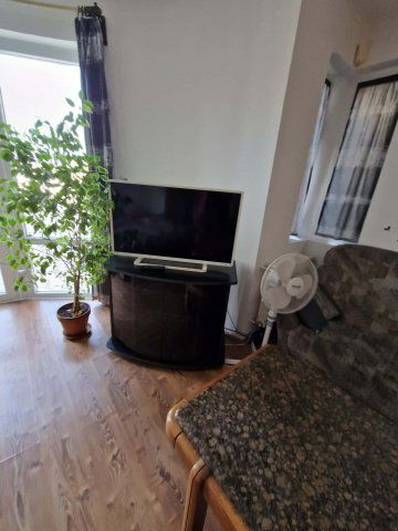 Kiadó téglalakás, albérlet, Pécsett 270 E Ft / hó, 1+1 szobás