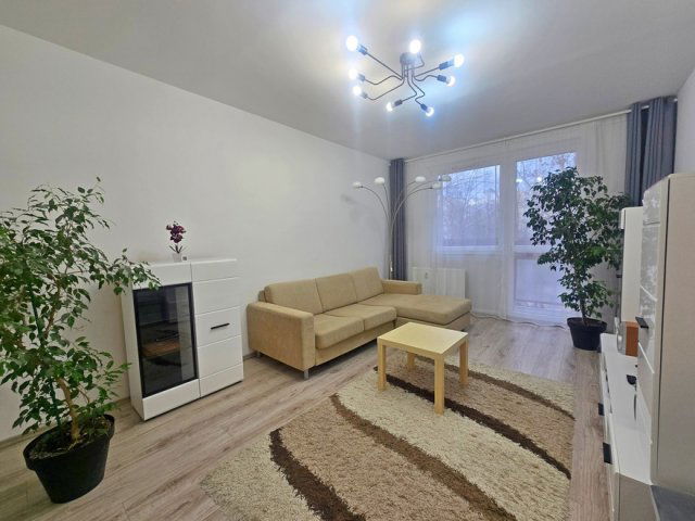 Eladó panellakás, Debrecenben 62.9 M Ft, 2 szobás