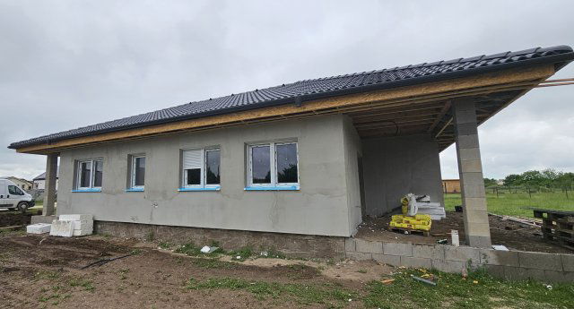 Eladó családi ház, Ságváron 81.9 M Ft, 3+1 szobás