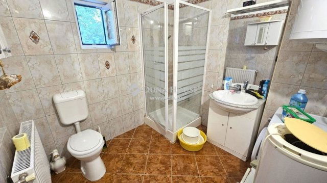 Eladó ikerház, Pilisszentkereszten 99 M Ft, 7 szobás