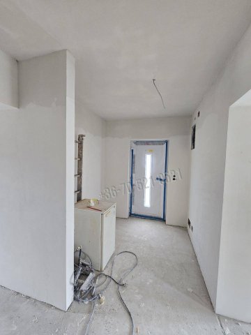 Eladó családi ház, Pécsett, Varjú dűlőn 149.9 M Ft, 4 szobás