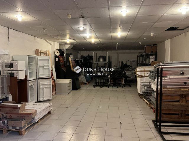 Eladó üzlethelyiség, Budapesten, XI. kerületben 140 M Ft
