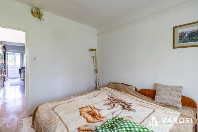 Eladó panellakás, Szegeden 52 M Ft, 3 szobás