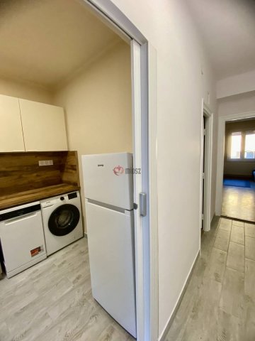 Kiadó téglalakás, albérlet, Szegeden, Kígyó utcában, 2 szobás