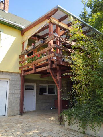 Eladó családi ház, Bakonyszentkirályon 99.99 M Ft, 5 szobás