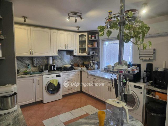 Eladó családi ház, Zagyvarékason 31.49 M Ft, 3 szobás