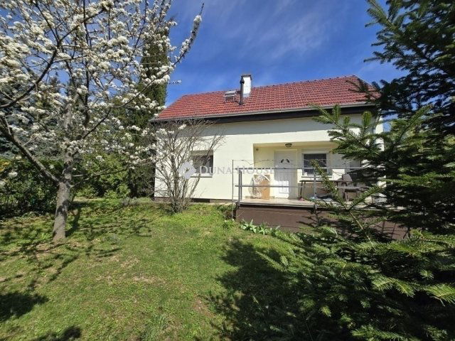 Eladó családi ház, Törökbálinton 85 M Ft, 1+2 szobás