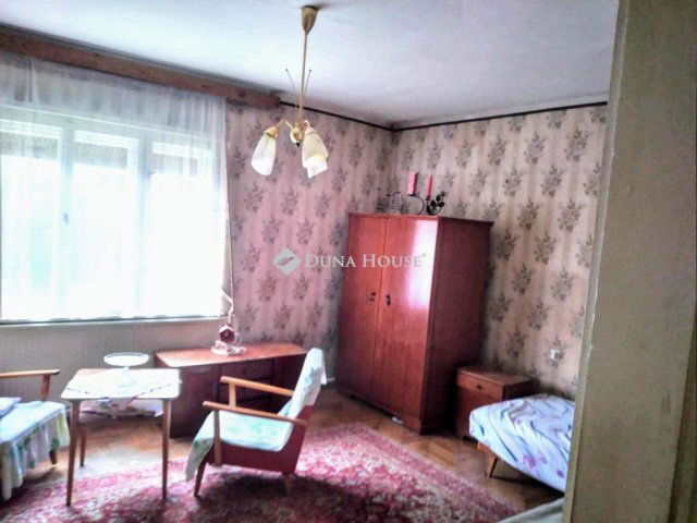 Eladó családi ház, Szentgotthárdon 33.5 M Ft, 2 szobás
