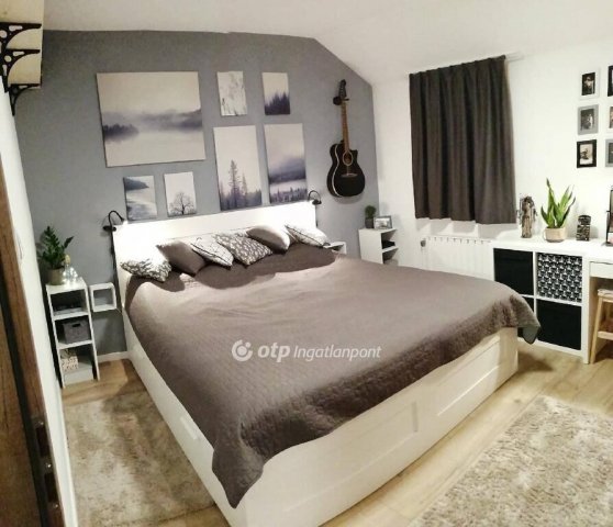 Eladó téglalakás, Mosonmagyaróváron 89.99 M Ft, 2+1 szobás