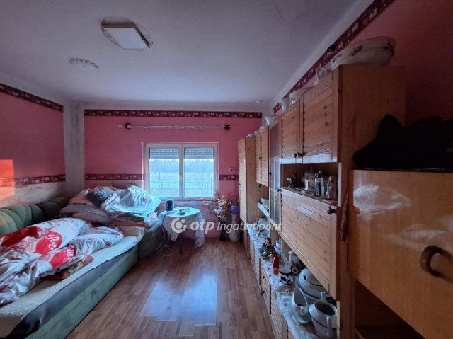 Eladó családi ház, Körösladányban 10.5 M Ft, 3+1 szobás