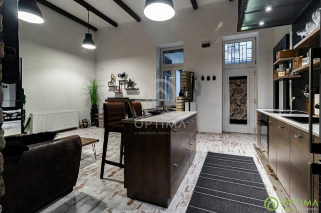 Eladó téglalakás, Budapesten, VIII. kerületben 69.9 M Ft