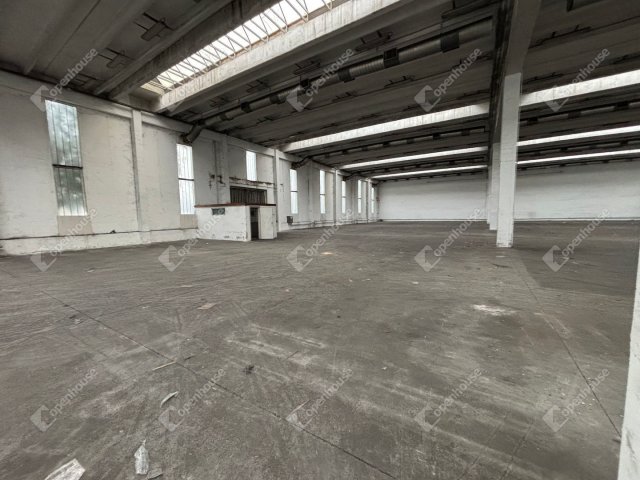 Kiadó ipari ingatlan, Székesfehérvárott 2600 E Ft / hó