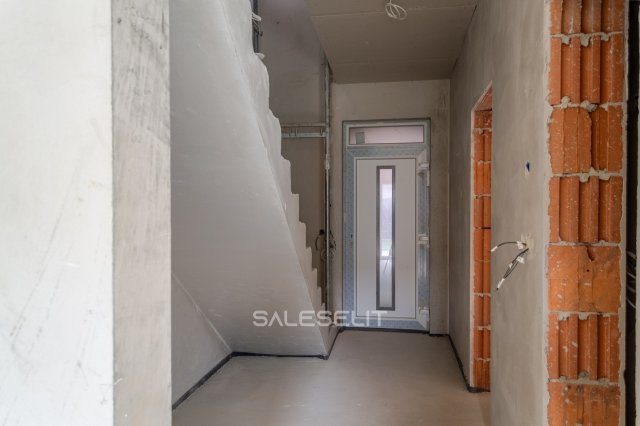 Eladó családi ház, Debrecenben 210 M Ft, 3 szobás