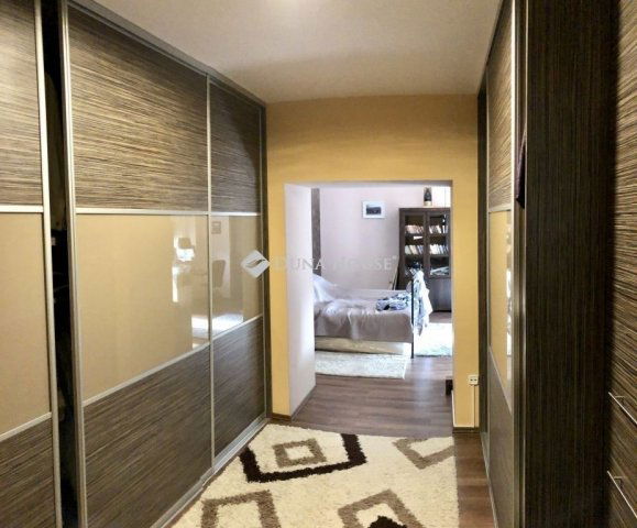 Eladó családi ház, Érden 230 M Ft, 4 szobás