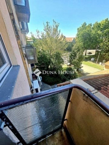Eladó téglalakás, Pécsett 46.9 M Ft, 2 szobás